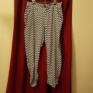 Torrid zig zag print pants